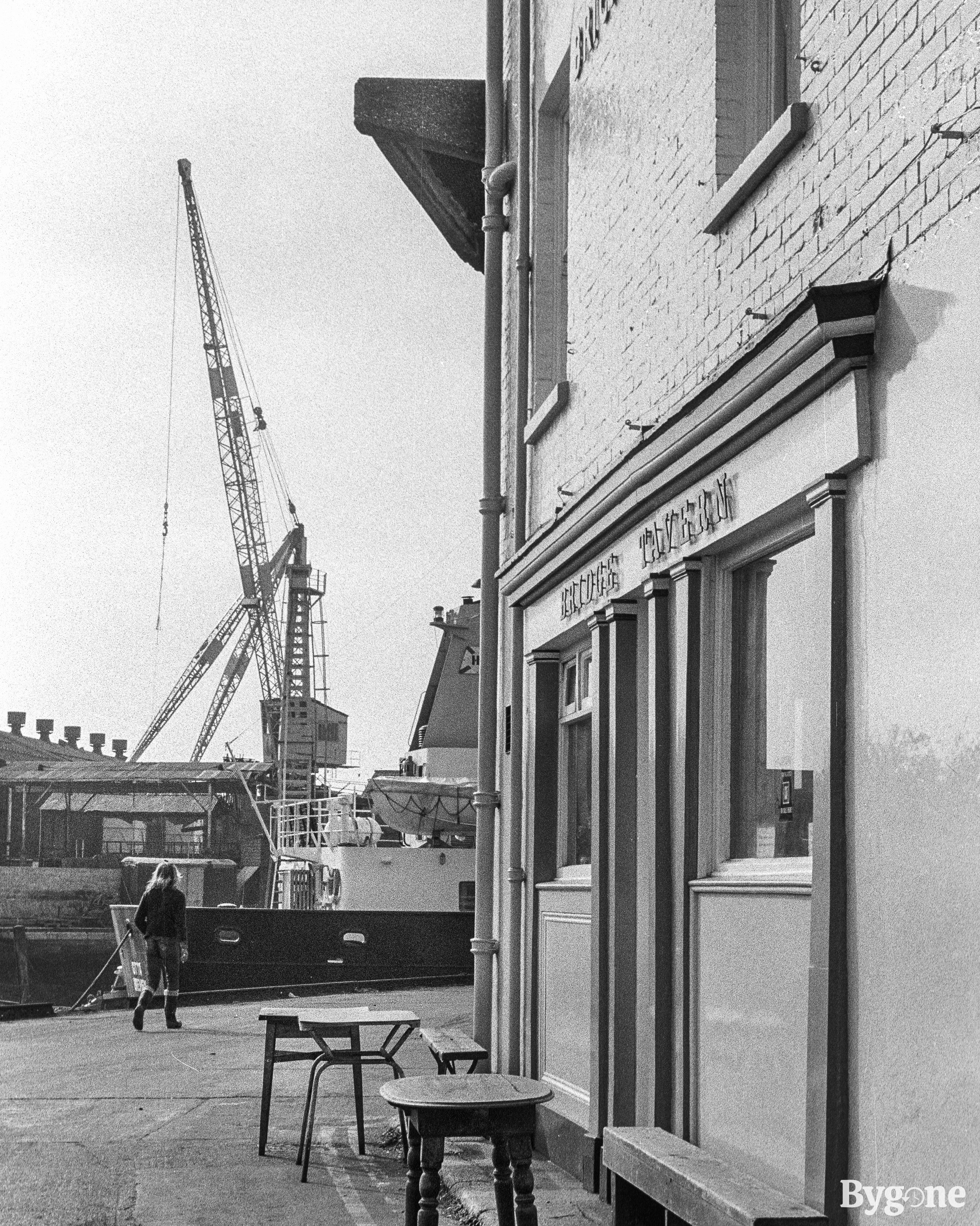 Bridge Tavern, Old Portsmouth, 1973