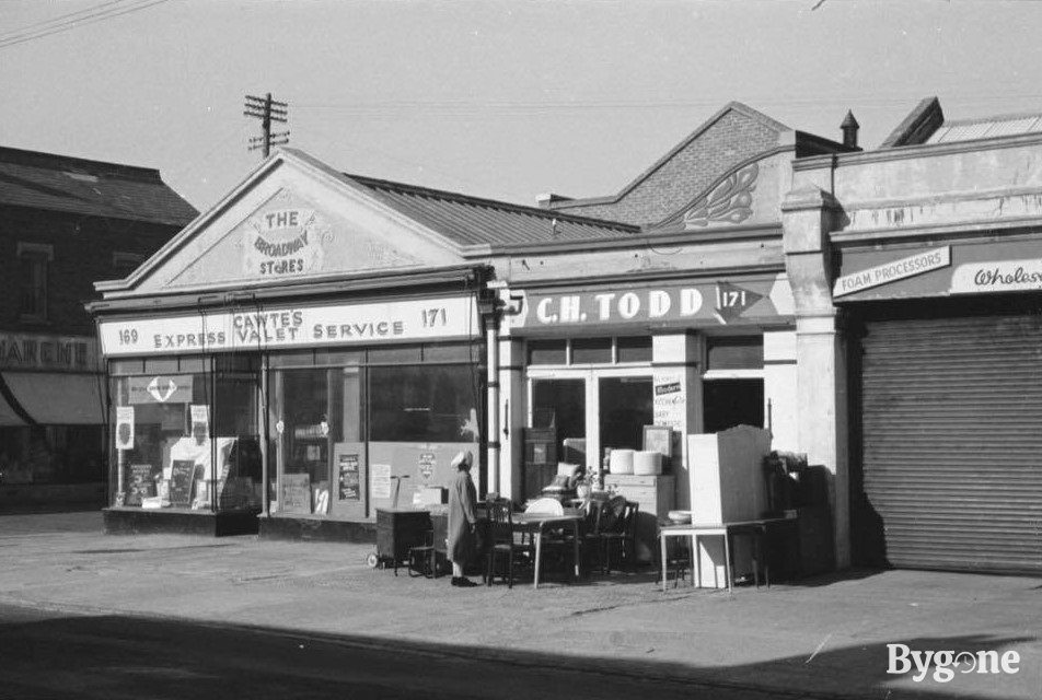 Broadway Stores, Highland Road