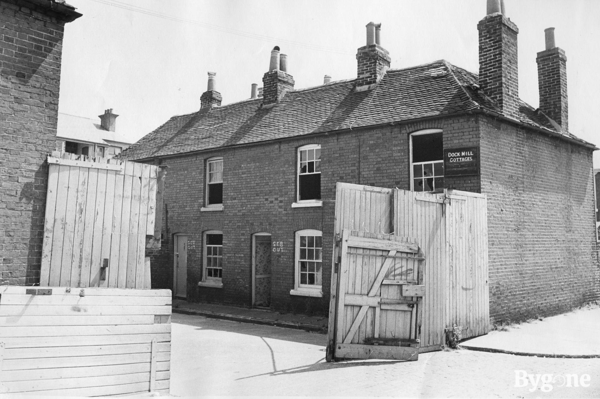 Dock mill cottages, 1970