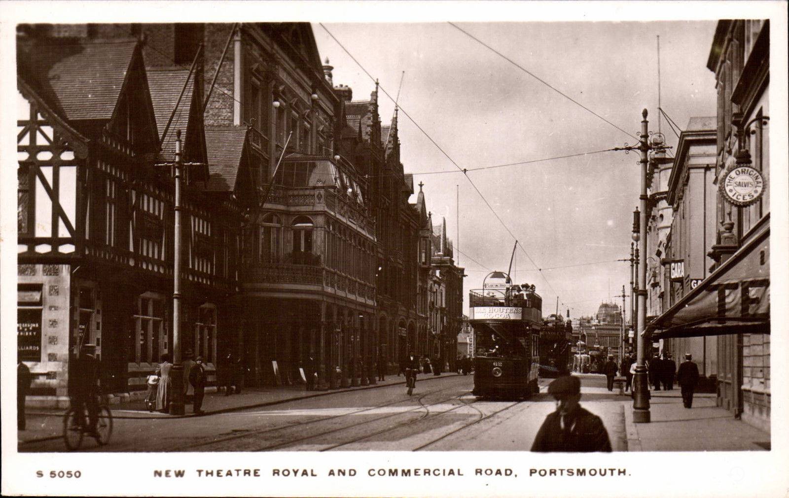 New Theatre Royal and Commercial Road