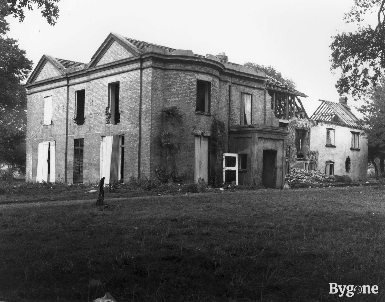 Paulsgrove House during demolition, 1970