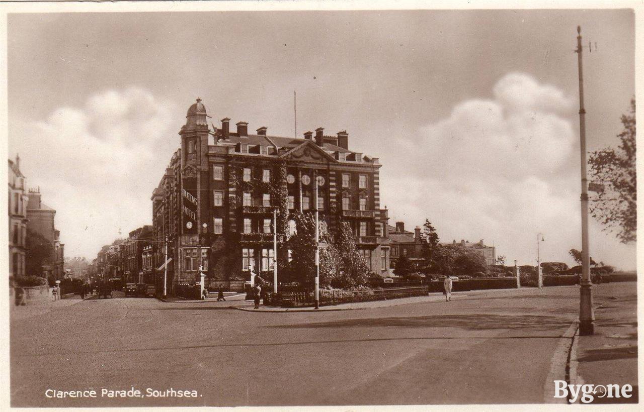 Queens Hotel, Clarence Parade