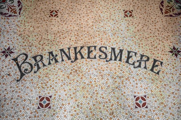 Brankesmere House - Floor detail