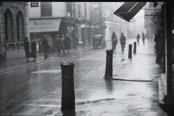 Queen Street, 1942