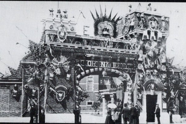 The Gunwharf Gate, 1902